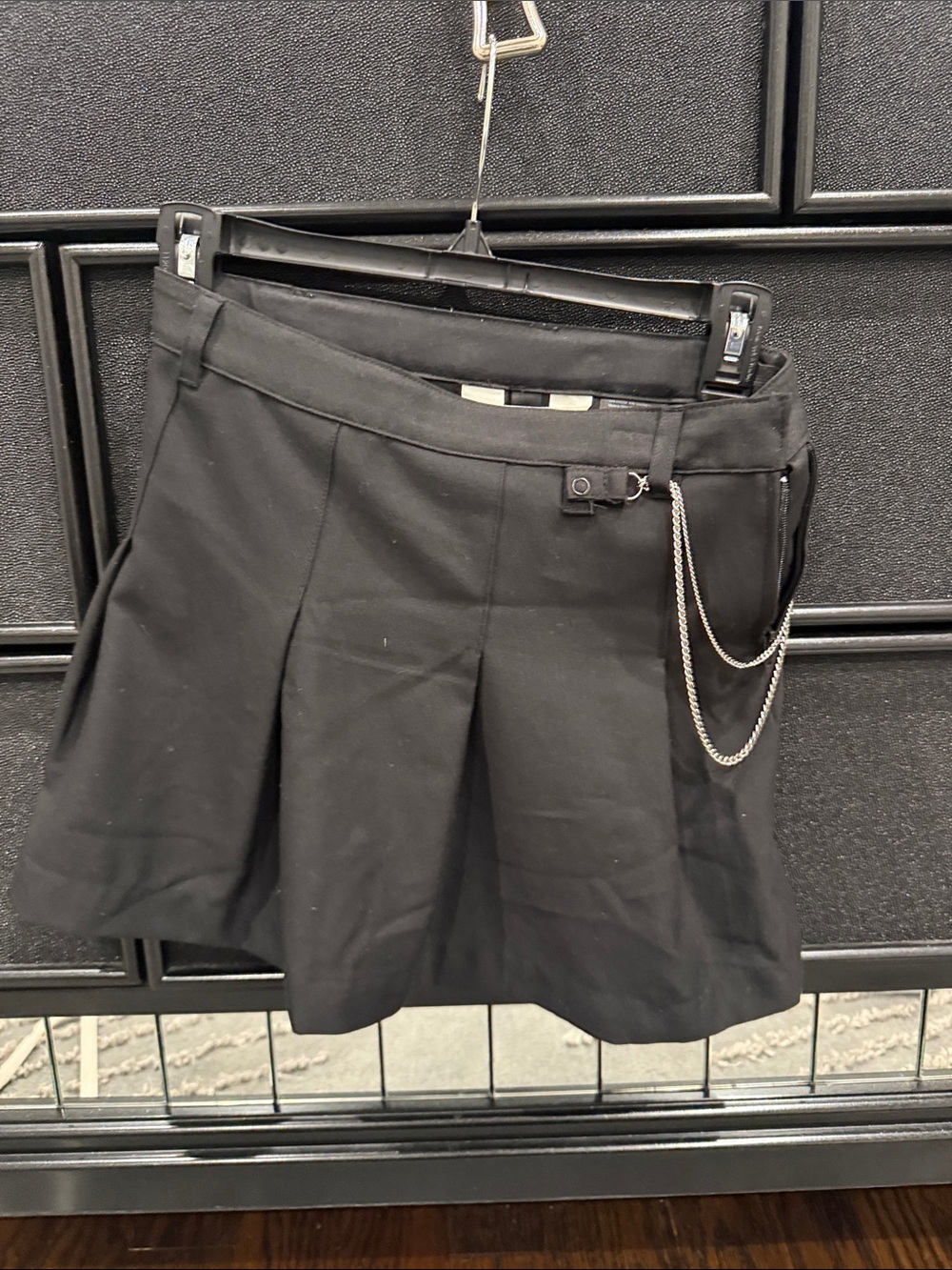 H&M Black Pleated Girls' Skirt with Decorative Chain